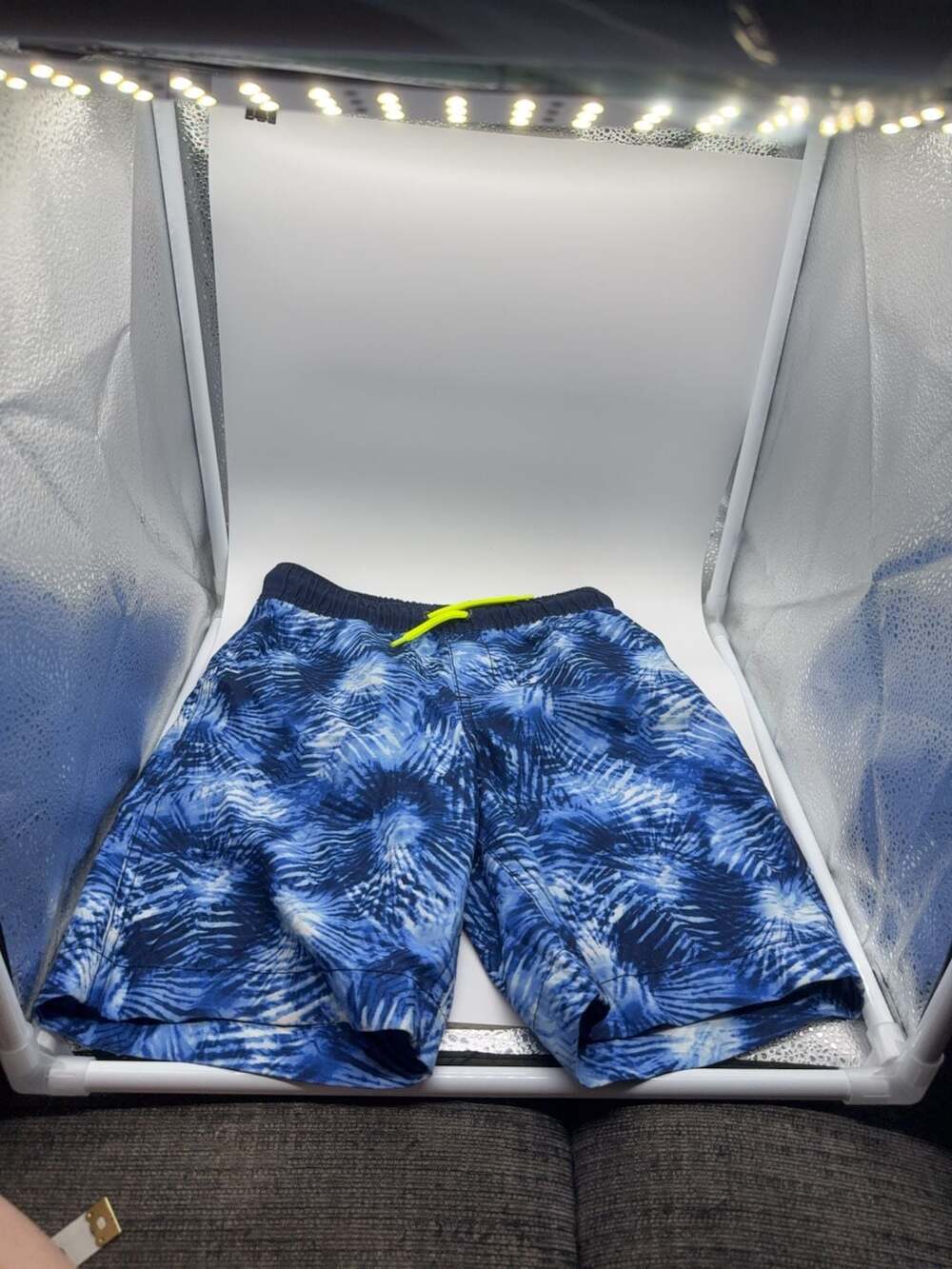 Lands' End Boys Swim Trunks Blue Tie Dye Size M 8